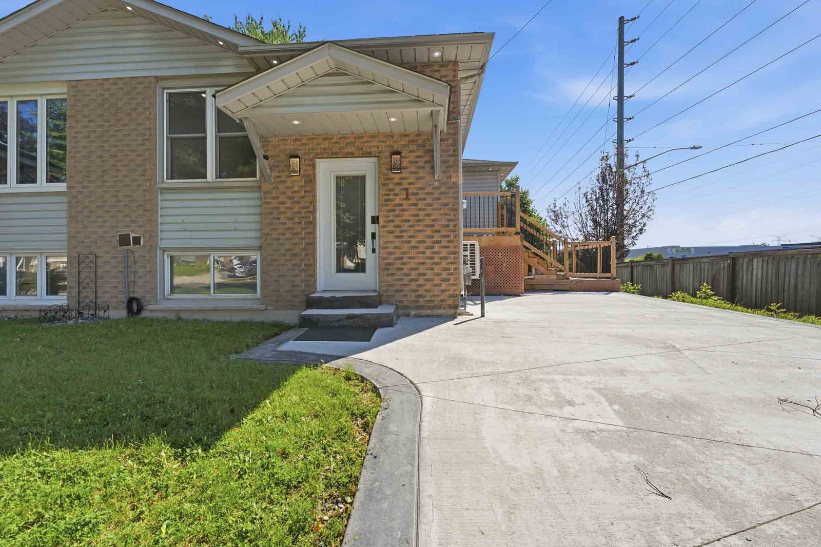 1 Lockhart Gate