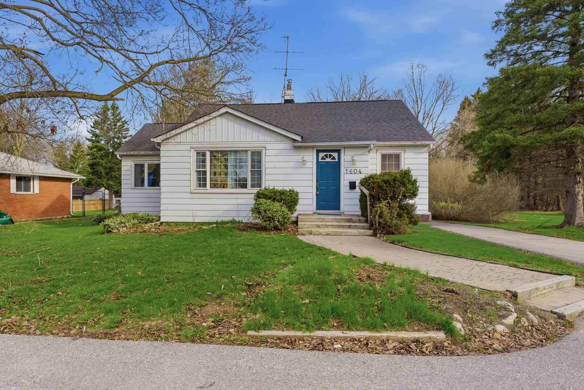 1604 Durham Regional Hwy